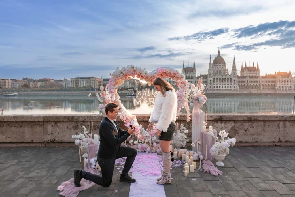 Luxury marriage proposal in Budapest with Parliament view by the Danube